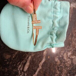 TIFFANY T WIRE DIAMOND BRACELET